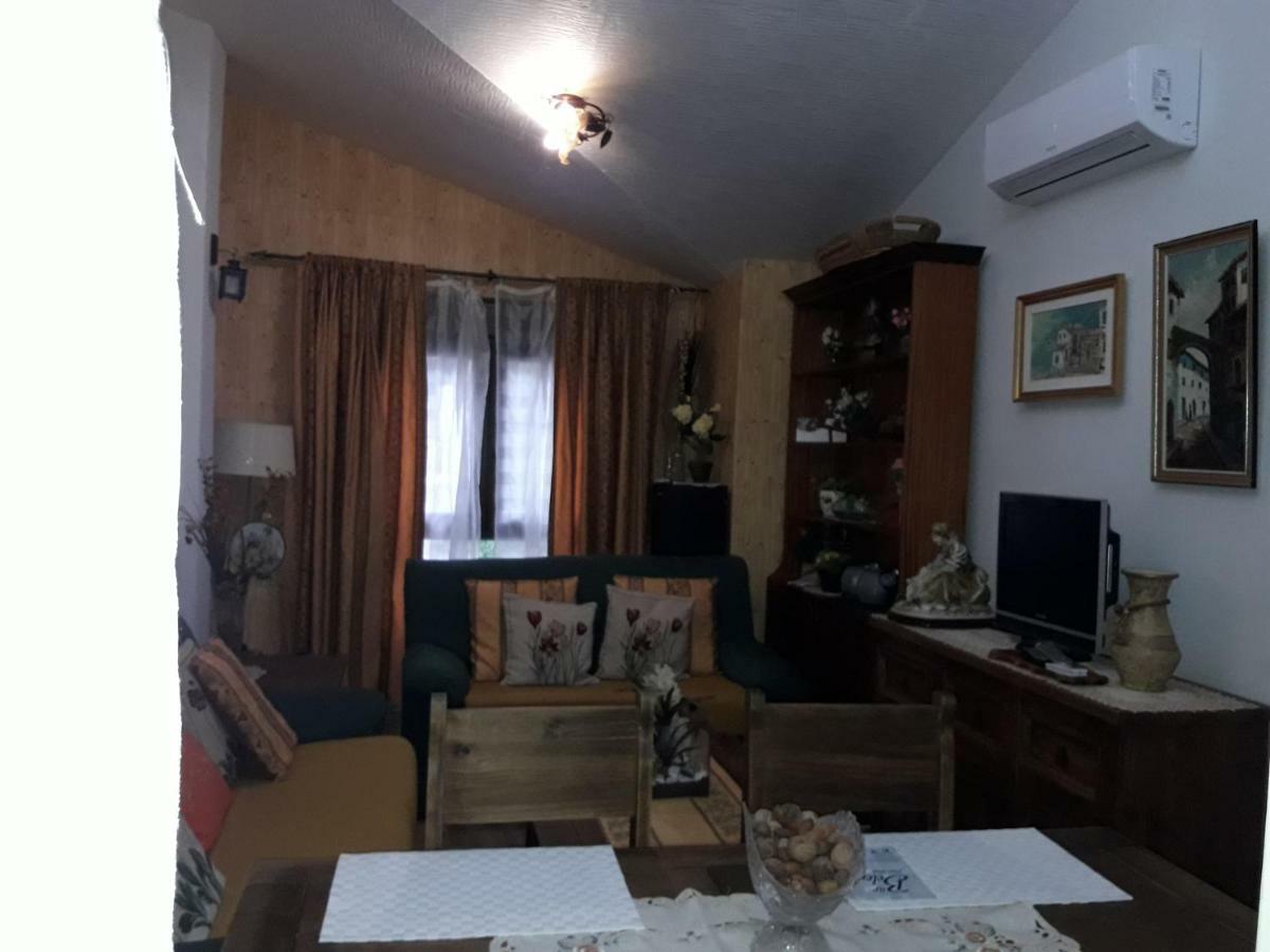 Alborada Apartment Pinos Genil Exterior photo